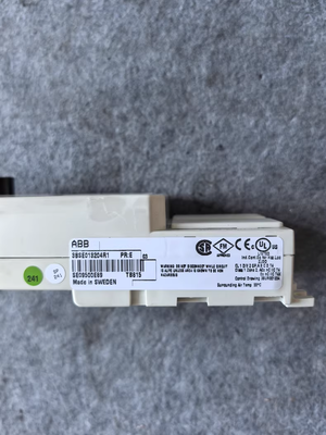 ABB TB815 3BSE013204R1 Interconnection Unit with 90mm Length 250mm Width and 50mm Height for Industrial Automation