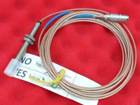 EPRO PR6423/005-010 Eddy Current Sensor with M10x1 Thread 5-Meter Cable and Lemo Connector for Vibration Monitoring